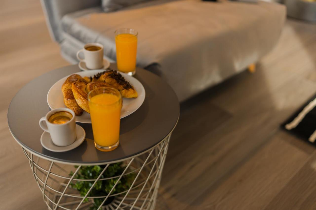 Penthouse With Huge Rooftop Terrace & City View Bucureşti Eksteriør bilde