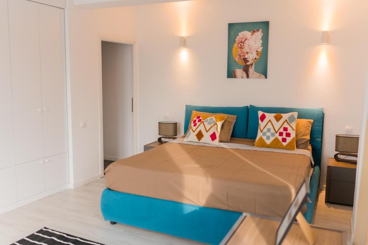 Penthouse With Huge Rooftop Terrace & City View Bucureşti Eksteriør bilde