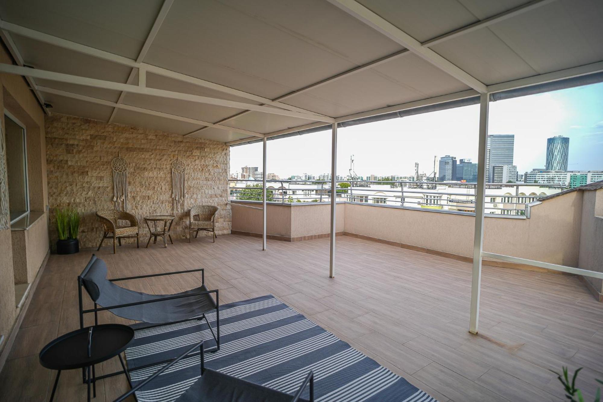 Penthouse With Huge Rooftop Terrace & City View Bucureşti Eksteriør bilde