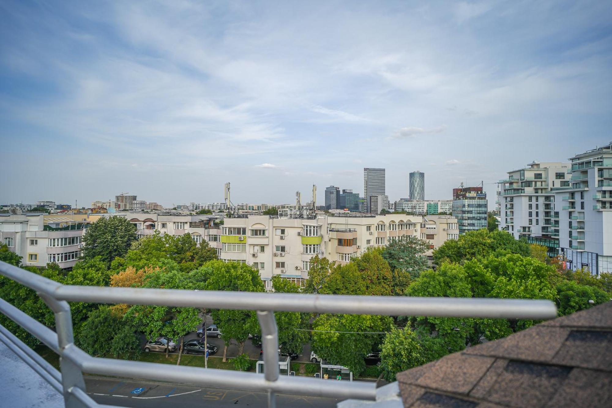 Penthouse With Huge Rooftop Terrace & City View Bucureşti Eksteriør bilde