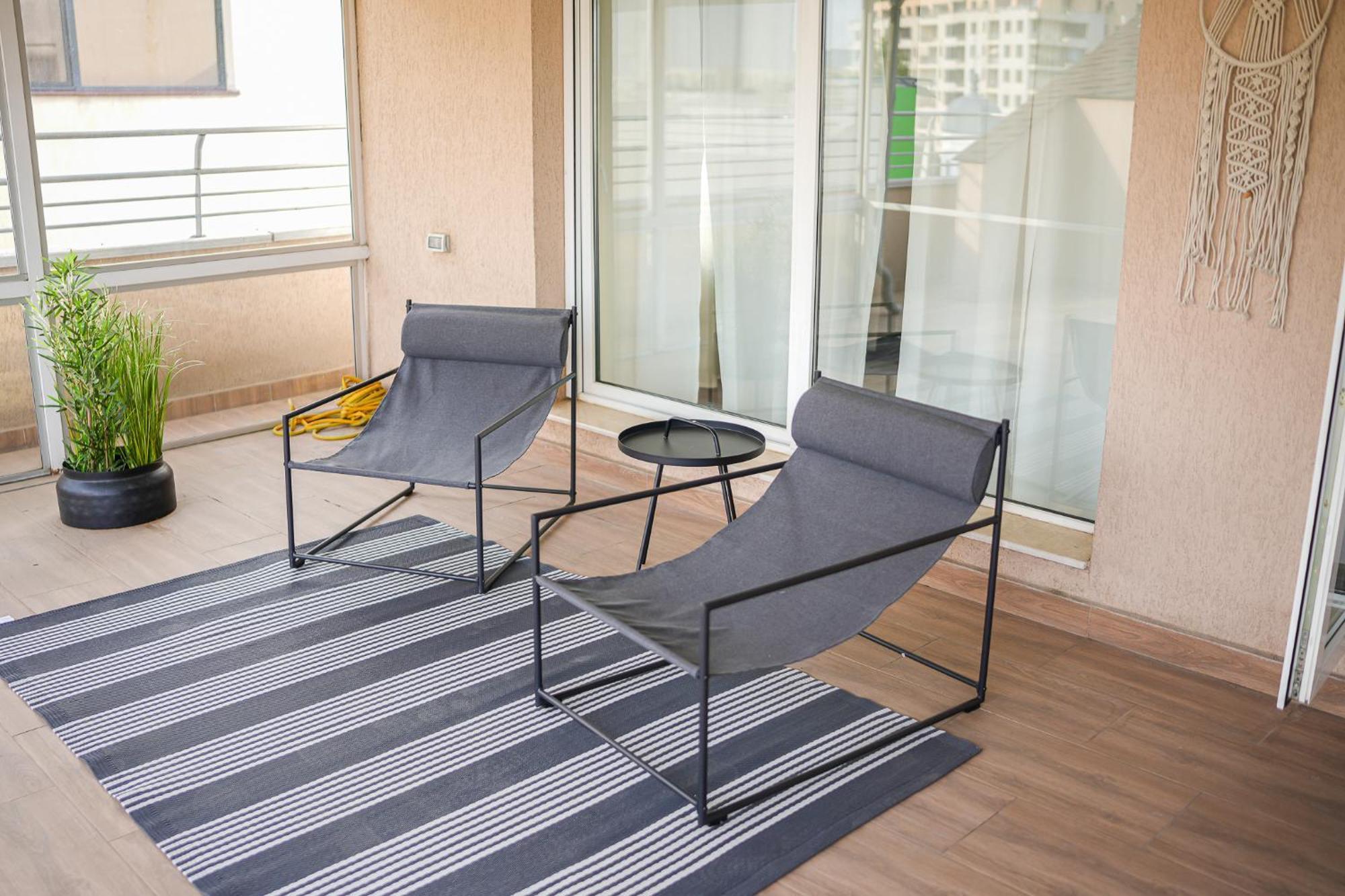 Penthouse With Huge Rooftop Terrace & City View Bucureşti Eksteriør bilde