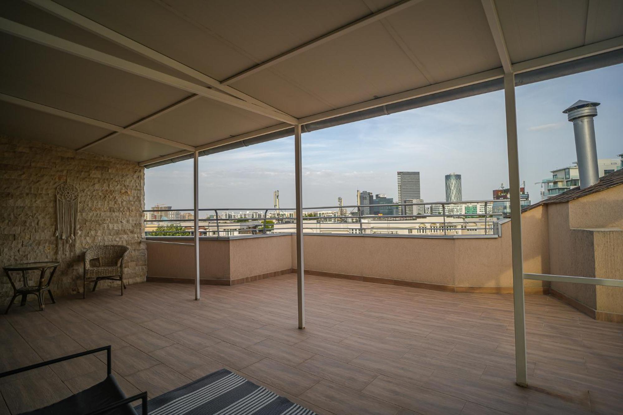 Penthouse With Huge Rooftop Terrace & City View Bucureşti Eksteriør bilde