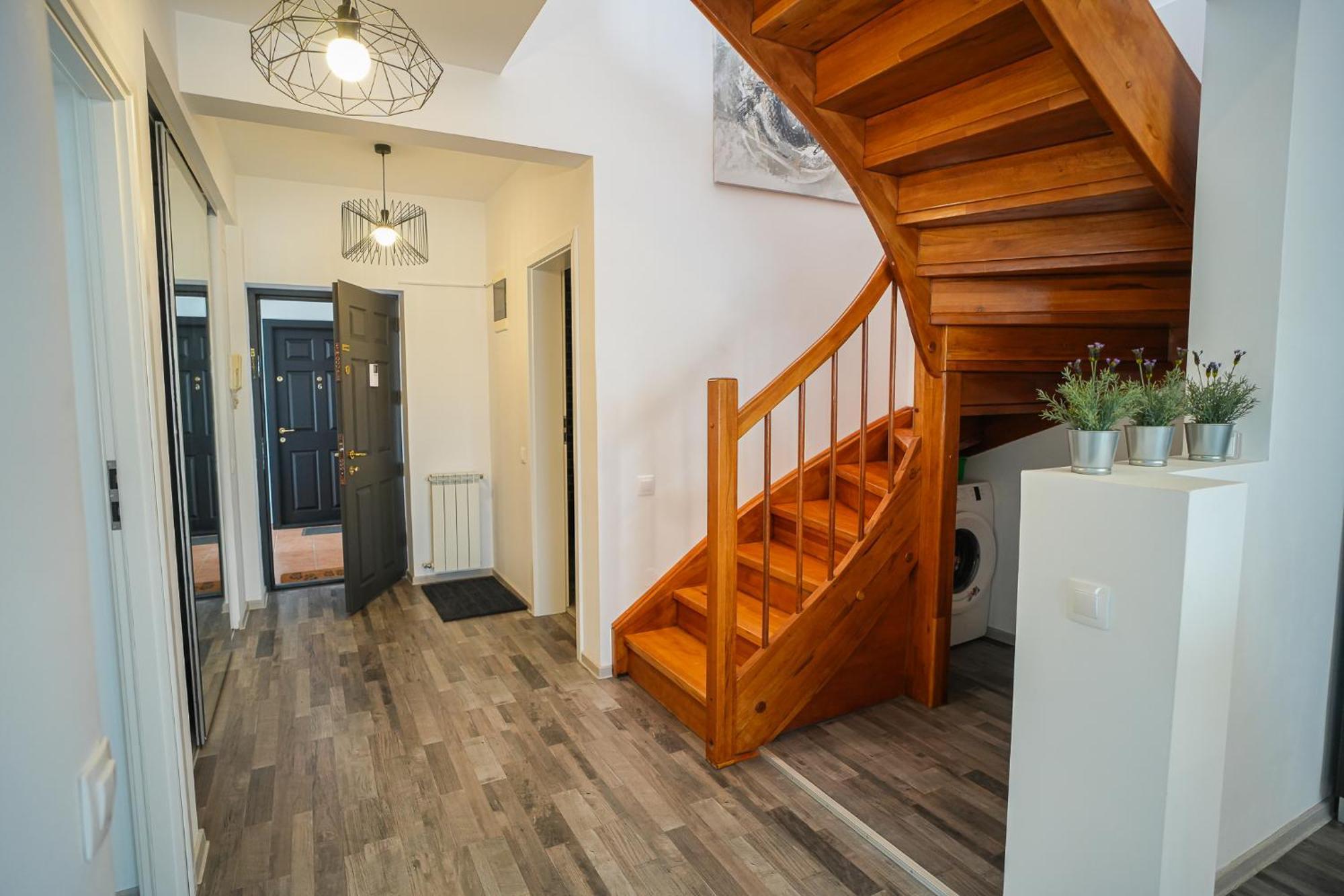 Penthouse With Huge Rooftop Terrace & City View Bucureşti Eksteriør bilde