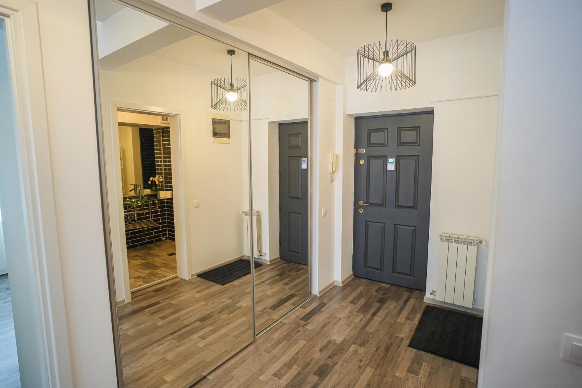 Penthouse With Huge Rooftop Terrace & City View Bucureşti Eksteriør bilde