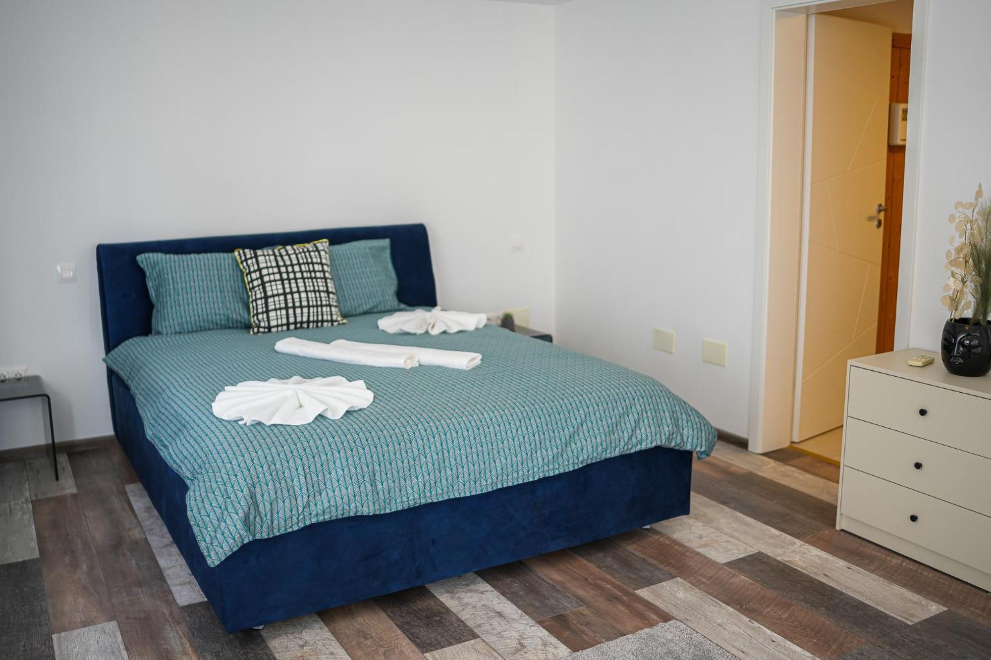 Penthouse With Huge Rooftop Terrace & City View Bucureşti Eksteriør bilde